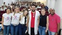 Atividades contaram com entrega de folders informativos e laço azul, além de realizados sorteios de brindes