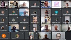  A temática discutida foi o “Currículo e Tecnologias: conectando pessoas e saberes”