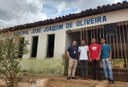 Professor e estudantes do Campus Corrente