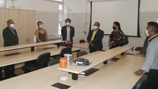 Na programação da visita, houve reuniões setoriais com o grupo gestor do ensino, extensão, pesquisa e administração
