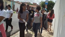 A ação teve como objetivo sensibilizar a comunidade sobre a importância do trabalho coletivo para reforçar medidas de prevenção e combate ao mosquito