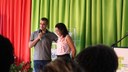 O livro conta com 17 autores, dos quais sete são organizadores