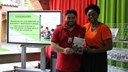 O livro conta com 17 autores, dos quais sete são organizadores