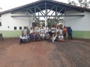 Voluntários da atividade na entrada da barragem