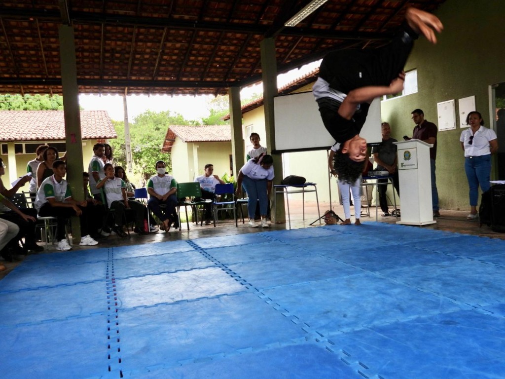 Projeto Repensar José de Freitas