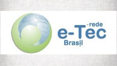O bolsista selecionado deverá cumprir até 20 horas semanais de trabalho