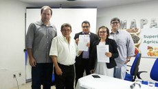 Assinatura de termo de cooperação