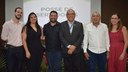 Reitor com sr. Ernandes Leites acompanhado de seus 3 filhos e nora