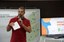 Entrega de kits do EmbarcaTech