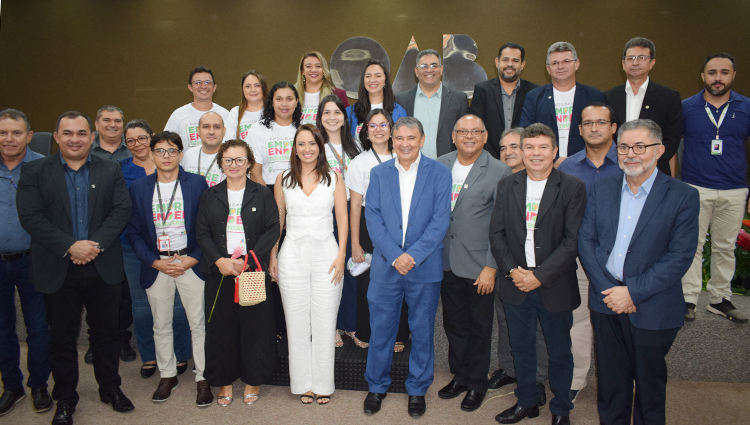 A parceria possibilitará a qualificação profissional de até 3.000 pessoas, direta e indiretamente, até o fim de 2024, por meio de cursos de qualificação gratuitos e de curta duração