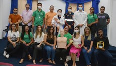 Na atividade prática foram trabalhados os temas de engasgo por corpo estranho, desmaio, fraturas/luxações e parada cardiorrespiratória