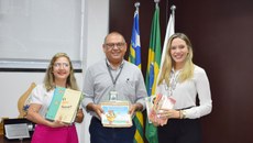 IFPI realiza doação de livros para projeto de acesso à leitura