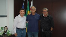 Reitor do IFPI, Paulo Henrique Gomes de Lima, e os técnicos Antônio Guerra Peixe e Luiz Carlos Soares