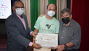 Entrega de homenagem