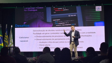 Palestra ministrada pelo professor espanhol Roberto Álvarez