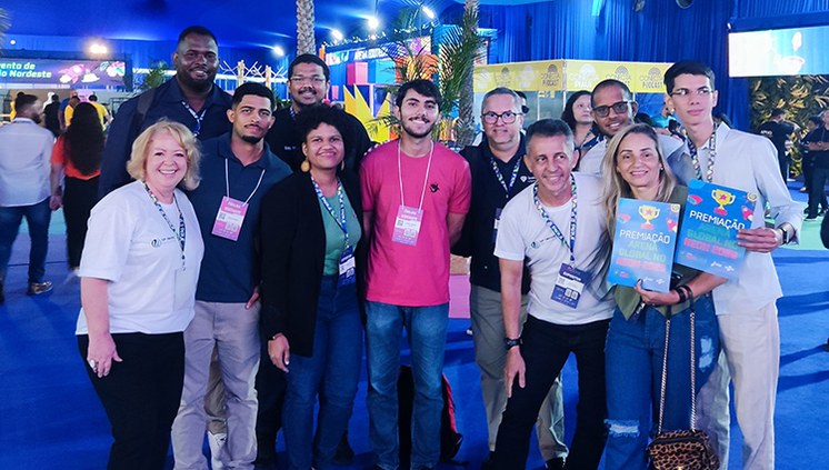 Projetos do GrunaLabs ganham destaque no NEON 2025