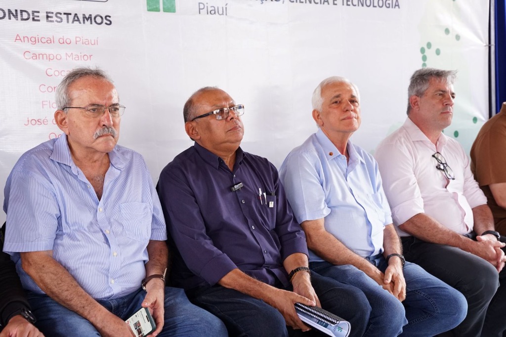 Visita à Santa Maria da Codipi