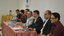 Servidores participam da assinatura de termo do Edital de Popularização da Ciência