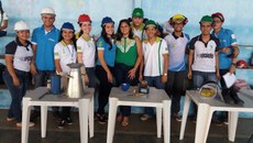 Alunos de Edificações acompanhados da professora Jeane Machado