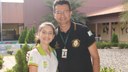 Cássia com o diretor do campus, Francisco Washington Soares Gonçalves
