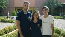 Equipe formada pelos alunos Andréia Sousa, Ednaldo de Sousa e Wilson da Paixão