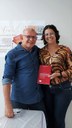 O livro traz a contribuição teórica de diversos educadores do Brasil