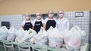 Foram distribuídos aproximadamente 2.500 quilos de alimentos