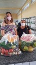 Foram distribuídos aproximadamente 2.500 quilos de alimentos