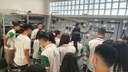 Alunos observam a importância das informações no processo de movimentação e produção.