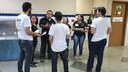 Os alunos deram dicas de como se comportar na biblioteca, refeitório, escadas, elevadores e banheiros