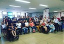 Alunos e monitores na confraternização natalina de 2019.