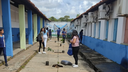 Plantio de árvores em escola municipal de Teresina