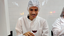Aluno do curso em análise de vinho tinto seco.