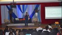 Apresentação de pesquisa no Simpósio