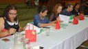 A atividade reuniu alunos com objetivo de criar e confeccionar um dolmã para os cursos de Gastronomia, técnico em Cozinha e Panificação