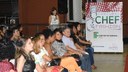 A atividade reuniu alunos com objetivo de criar e confeccionar um dolmã para os cursos de Gastronomia, técnico em Cozinha e Panificação