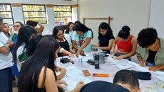 A atividade foi realizada no Laboratório de Estamparia do campus