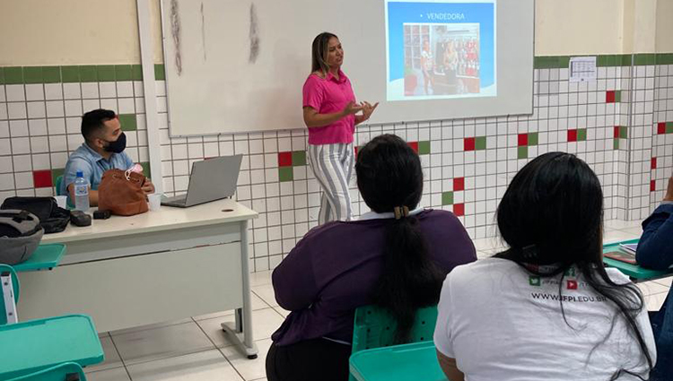 O objetivo é compartilhar vivências de empreendedoras acerca do desafio de criar e gerenciar o próprio empreendimento