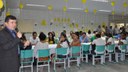 A capacidade é de servir até 200 pessoas.