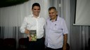 Livro reúne 100 textos escritos pelo professor de 2011 a 2016